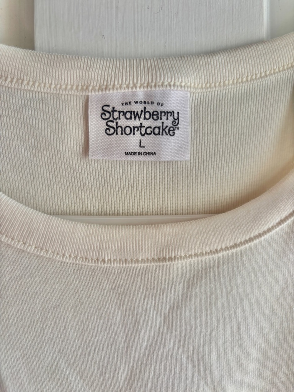 Strawberry Shortcake Tank Top Womens L Graphic Baby Tee Y2K Cottagecore NWT - Picture 4 of 5